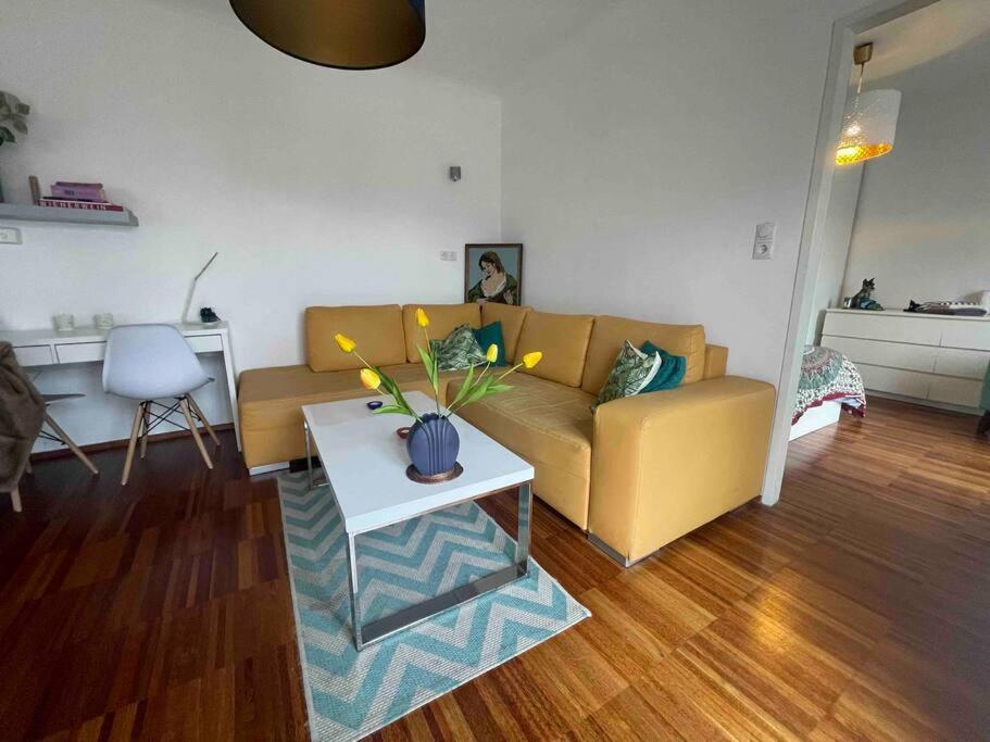 Cosy Flat With Huge Terrasse! Long Or Shortterm Apartamento Viena Exterior foto