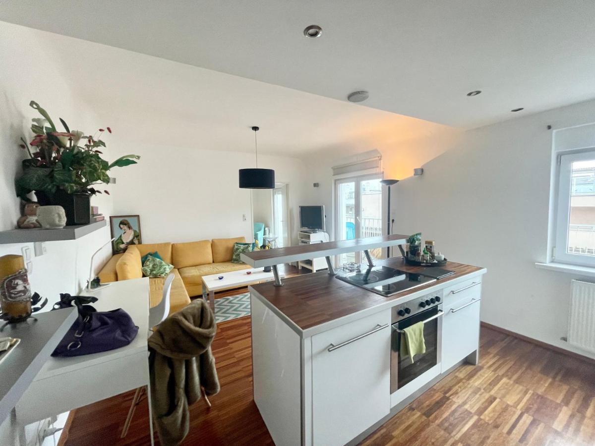 Cosy Flat With Huge Terrasse! Long Or Shortterm Apartamento Viena Exterior foto