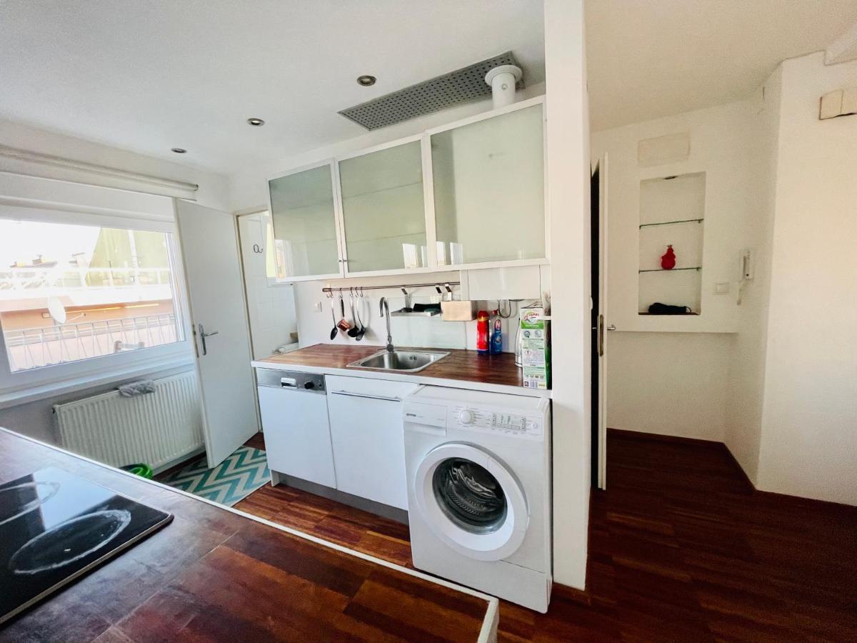 Cosy Flat With Huge Terrasse! Long Or Shortterm Apartamento Viena Exterior foto